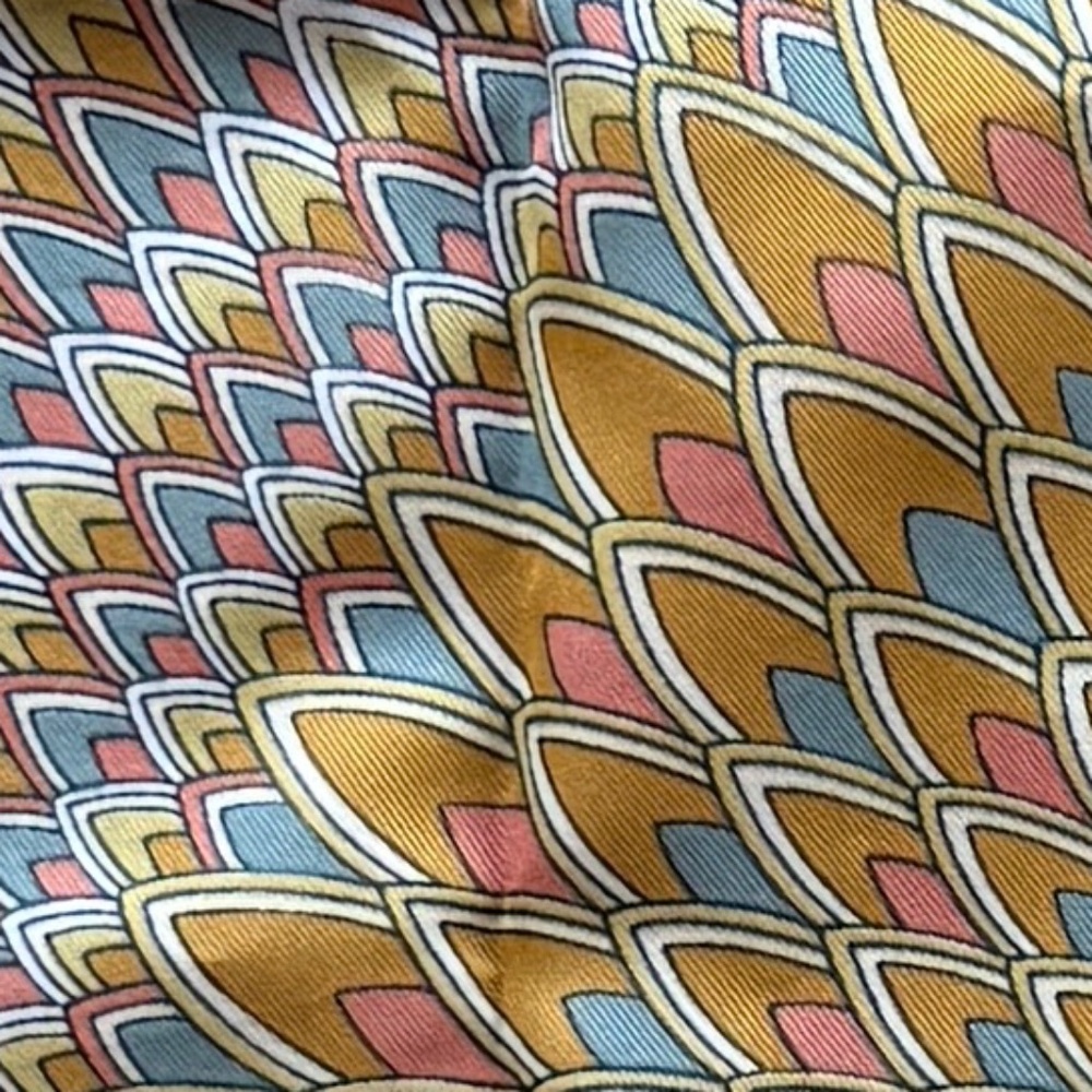 Beautifully Designed Multicolored Square Vintage … - image 3